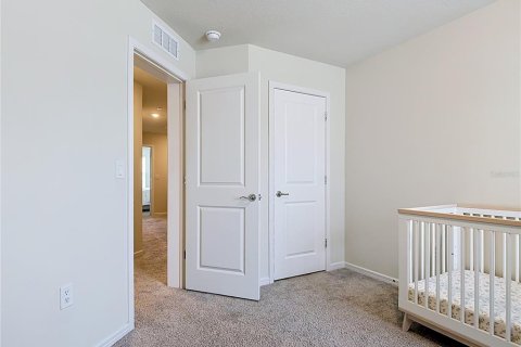 Townhouse in Davenport, Florida 3 bedrooms, 161.28 sq.m. № 2302640 - photo 30