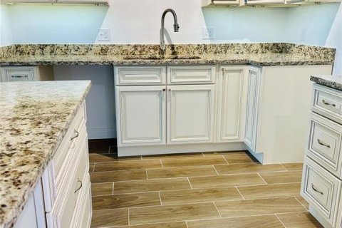 Condo in Merrit Island, Florida, 3 bedrooms  № 1283202 - photo 4