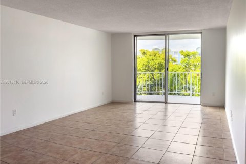 Condominio en Miami, Florida, 1 dormitorio  № 2192522