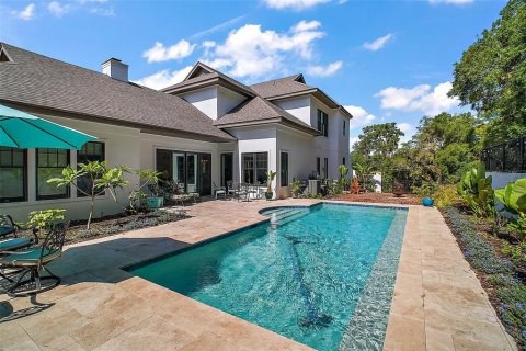 House in Mount Dora, Florida 4 bedrooms, 298.03 sq.m. № 1721088 - photo 9