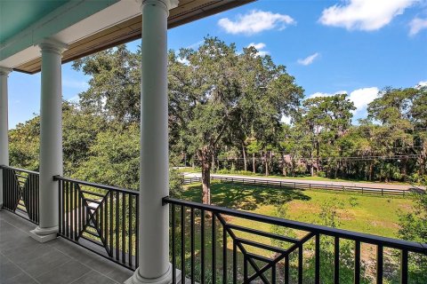 House in Mount Dora, Florida 4 bedrooms, 298.03 sq.m. № 1721088 - photo 13