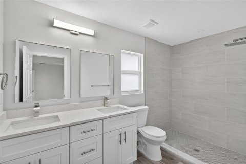 Casa en alquiler en Port Charlotte, Florida, 3 dormitorios, 153.66 m2 № 1847968 - foto 3