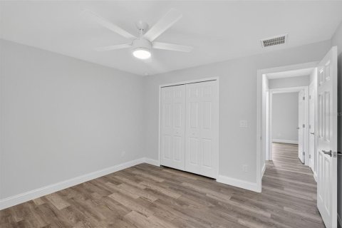 House in Port Charlotte, Florida 3 bedrooms, 153.66 sq.m. № 1847968 - photo 7