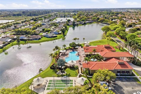 Купить виллу или дом в Хомстед, Флорида 2 спальни, 98.2м2, № 2048185 - фото 29