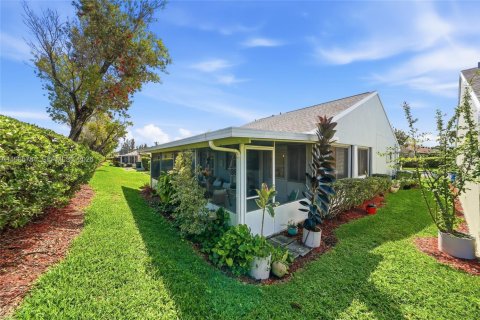 Купить виллу или дом в Хомстед, Флорида 2 спальни, 98.2м2, № 2048185 - фото 26