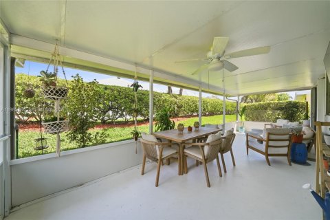 Купить виллу или дом в Хомстед, Флорида 2 спальни, 98.2м2, № 2048185 - фото 23