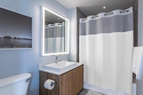 Купить кондоминиум в Авентура, Флорида 2 спальни, 102.1м2, № 1957113 - фото 14