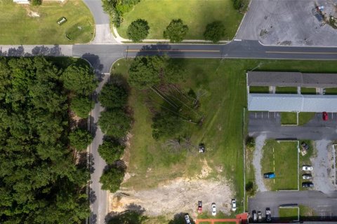Commercial property in Madison, Florida 1133.78 sq.m. № 2128200 - photo 9