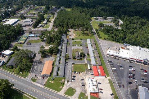 Commercial property in Madison, Florida 1133.78 sq.m. № 2128200 - photo 5