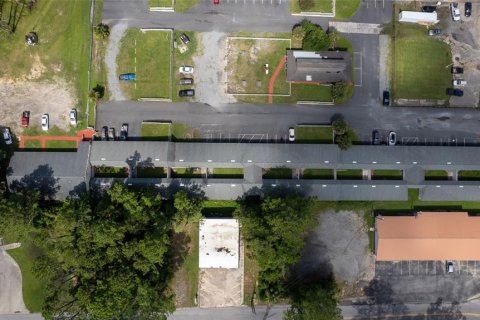 Commercial property in Madison, Florida 1133.78 sq.m. № 2128200 - photo 7