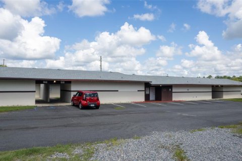 Commercial property in Madison, Florida 1133.78 sq.m. № 2128200 - photo 29