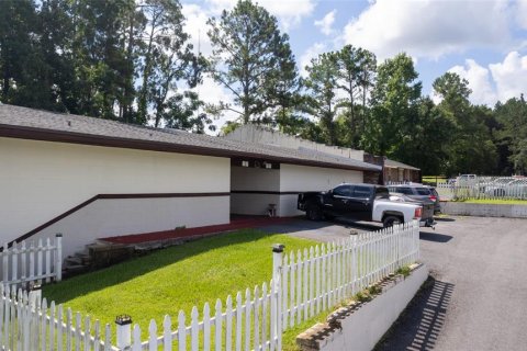 Commercial property in Madison, Florida 1133.78 sq.m. № 2128200 - photo 24