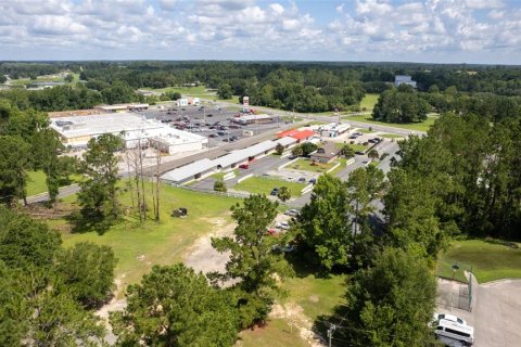 Commercial property in Madison, Florida 1133.78 sq.m. № 2128200 - photo 18