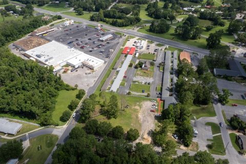 Commercial property in Madison, Florida 1133.78 sq.m. № 2128200 - photo 3