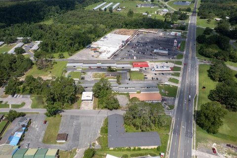 Commercial property in Madison, Florida 1133.78 sq.m. № 2128200 - photo 6