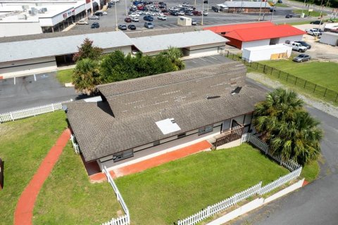 Commercial property in Madison, Florida 1133.78 sq.m. № 2128200 - photo 12