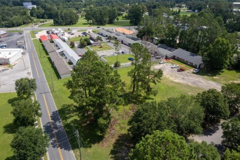 Commercial property in Madison, Florida 1133.78 sq.m. № 2128200 - photo 17