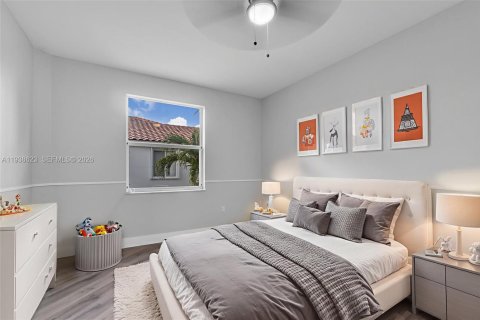 Villa ou maison à vendre à Miami, Floride: 4 chambres, 230.49 m2 № 1996935 - photo 16