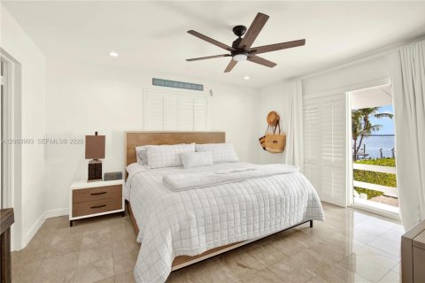 House in Key Largo, Florida 3 bedrooms, 144 sq.m. № 2068322 - photo 16