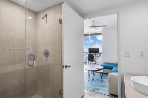 Condominio en venta en Miami, Florida, 2 dormitorios, 121.98 m2 № 1836620 - foto 18