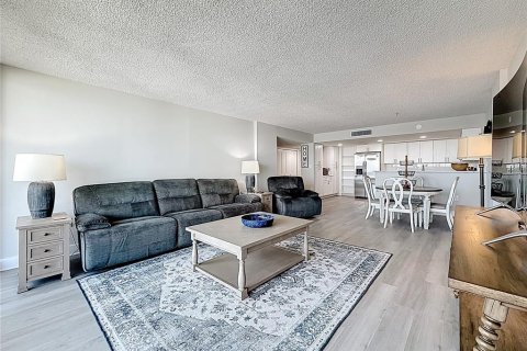 Снять в аренду кондоминиум в Клируотер, Флорида 3 комнаты, 115.2м2, № 2150522 - фото 21
