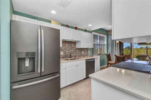 Condo in Port Charlotte, Florida, 2 bedrooms  № 1734962 - photo 22
