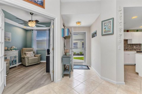 Condo in Port Charlotte, Florida, 2 bedrooms  № 1734962 - photo 12