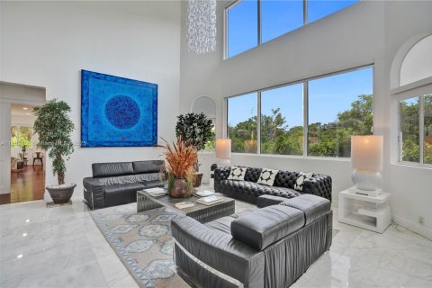 House in Davie, Florida 5 bedrooms, 586.03 sq.m. № 1895767 - photo 18