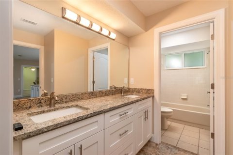 Villa ou maison à louer à Ocala, Floride: 2 chambres, 133.04 m2 № 2228152 - photo 22
