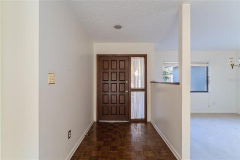 House in Tampa, Florida 4 bedrooms, 187.94 sq.m. № 1527213 - photo 6