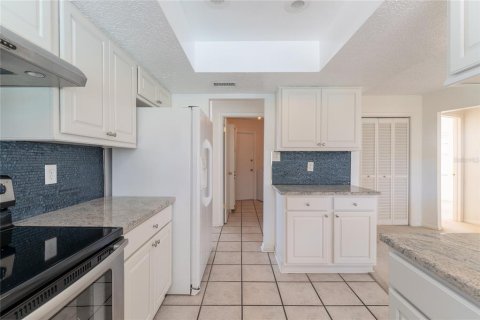 Casa en venta en Tampa, Florida, 4 dormitorios, 187.94 m2 № 1527213 - foto 15
