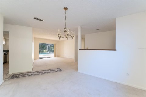 Casa en venta en Tampa, Florida, 4 dormitorios, 187.94 m2 № 1527213 - foto 8