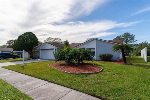 Casa en venta en Tampa, Florida, 4 dormitorios, 187.94 m2 № 1527213 - foto 3