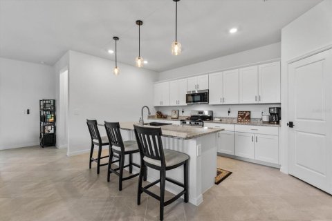 House in Port Charlotte, Florida 4 bedrooms, 188.31 sq.m. № 2393747 - photo 19