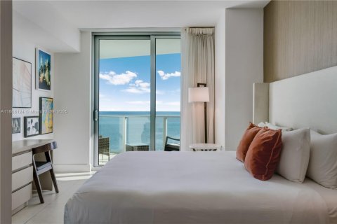 Condominio en alquiler en Hollywood, Florida, 2 dormitorios, 107.86 m2 № 2060060 - foto 12