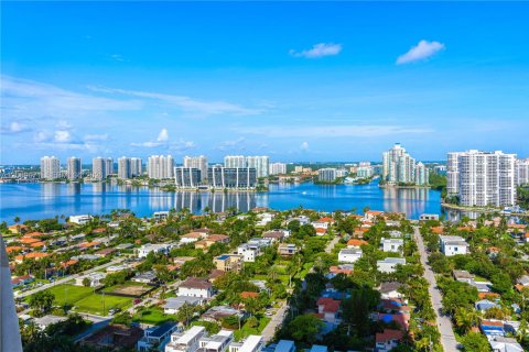 Condo in Sunny Isles Beach, Florida, 3 bedrooms  № 2368430 - photo 28