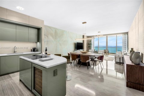 Condo in Sunny Isles Beach, Florida, 3 bedrooms  № 2368430 - photo 4