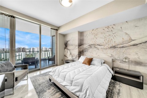 Condo in Sunny Isles Beach, Florida, 3 bedrooms  № 2368430 - photo 14