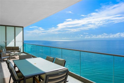 Condo in Sunny Isles Beach, Florida, 3 bedrooms  № 2368430 - photo 20