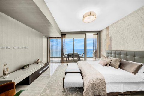 Condo in Sunny Isles Beach, Florida, 3 bedrooms  № 2368430 - photo 9