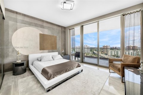 Condo in Sunny Isles Beach, Florida, 3 bedrooms  № 2368430 - photo 12