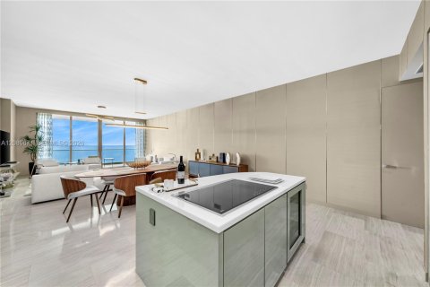 Condo in Sunny Isles Beach, Florida, 3 bedrooms  № 2368430 - photo 5