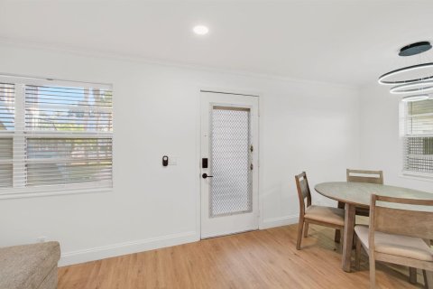 Condo in Delray Beach, Florida, 2 bedrooms  № 2247029 - photo 17