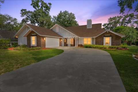 Villa ou maison à Palm Harbor, Floride 4 chambres, 265.14 m2 № 2149819