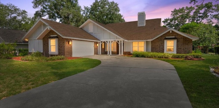 Villa ou maison à Palm Harbor, Floride 4 chambres, 265.14 m2 № 2149819
