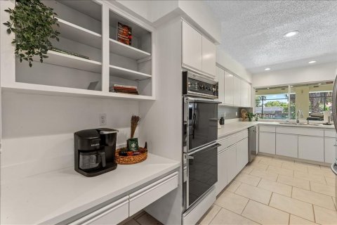 Villa ou maison à vendre à Palm Harbor, Floride: 4 chambres, 265.14 m2 № 2149819 - photo 21