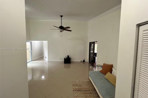 Villa ou maison à louer à Sunrise, Floride: 2 chambres, 83.61 m2 № 2009622 - photo 17