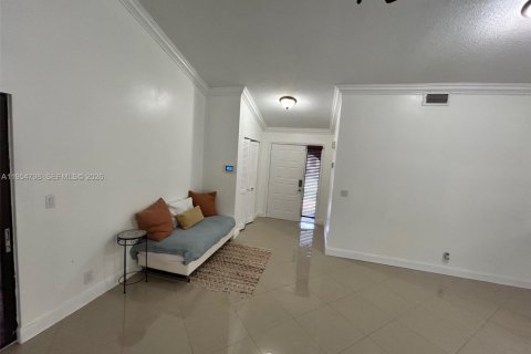 Villa ou maison à louer à Sunrise, Floride: 2 chambres, 83.61 m2 № 2009622 - photo 20