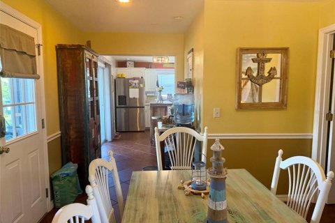 House in Edgewater, Florida 3 bedrooms, 130.81 sq.m. № 2198738 - photo 7