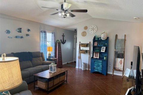House in Edgewater, Florida 3 bedrooms, 130.81 sq.m. № 2198738 - photo 12